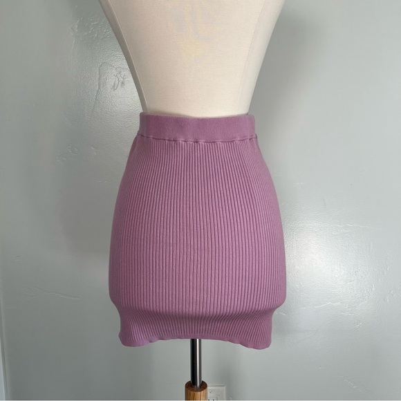 Aritzia Wilfred Reso Skirt Soft Orchid - Picture 3 of 3